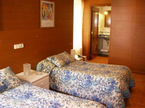Pension Casa 400 Vitoria-Gasteiz Pokój zdjęcie